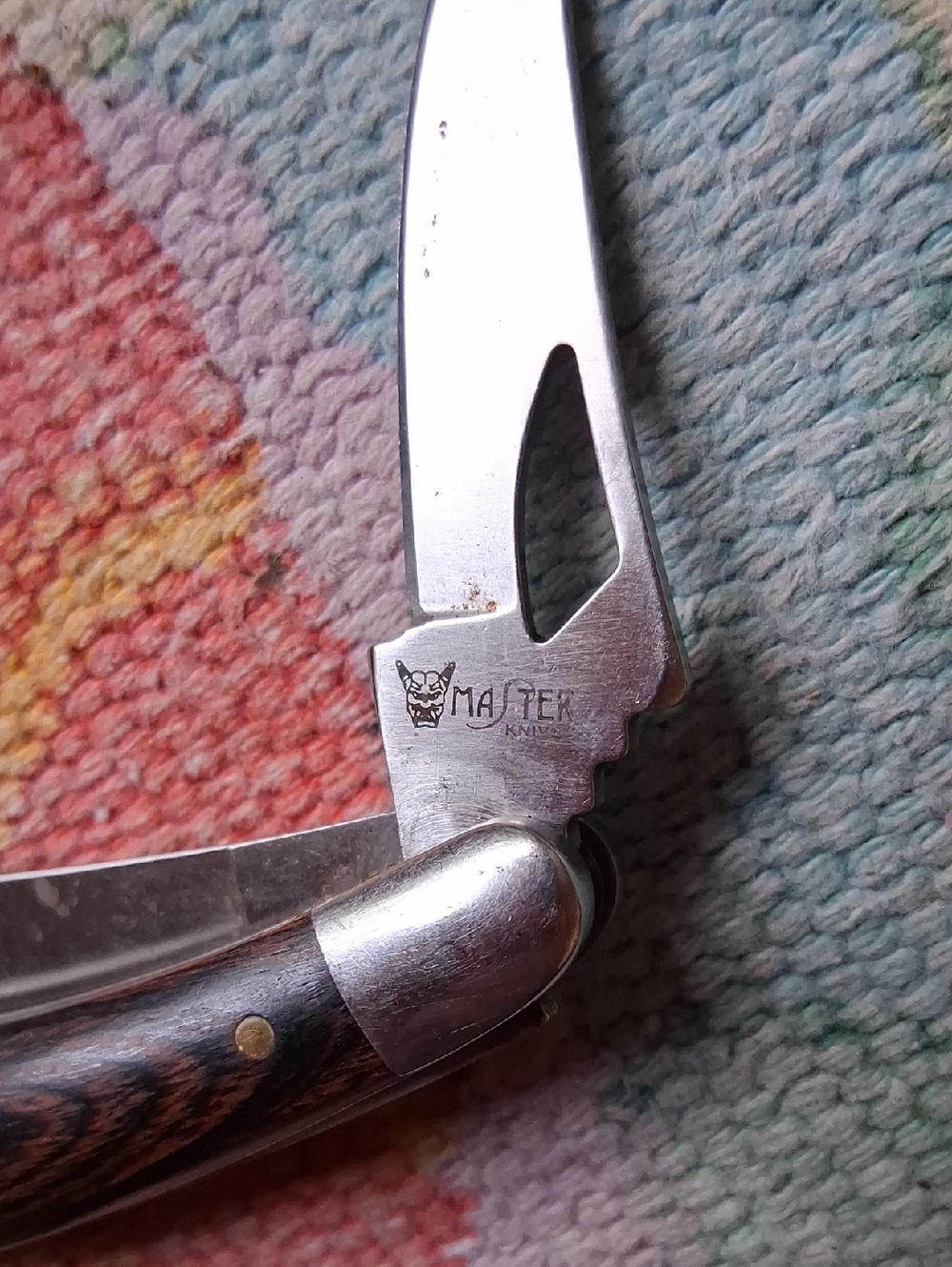 Masters Pocket Knife - Picture 3 of 7